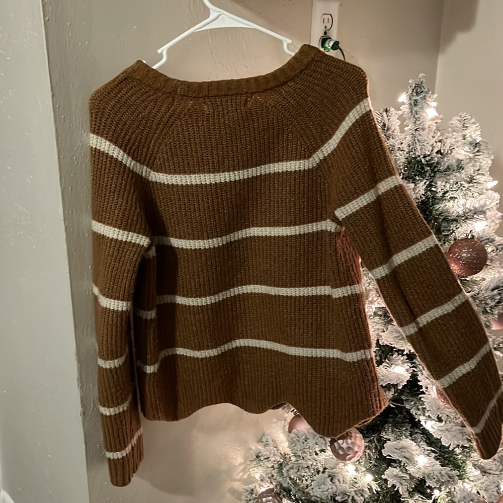 Super comfy sweater - Picture 3 of 3